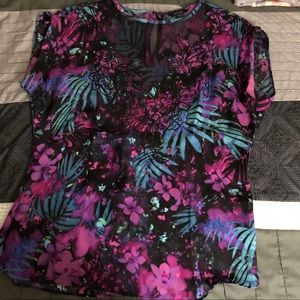 Guess Dark Tropical/Floral Top